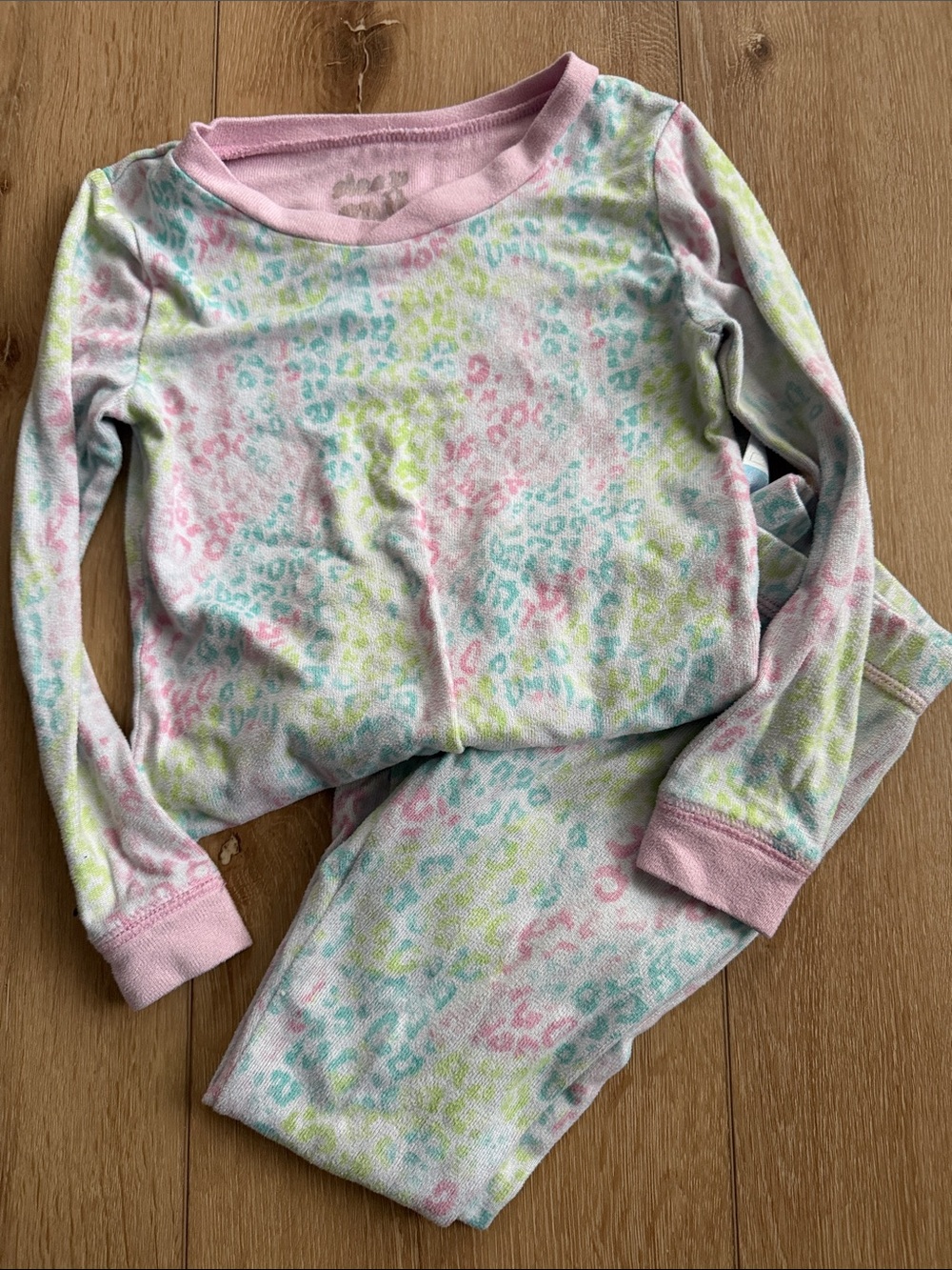 Kids Long Sleeve Two-Piece Pajama Set - Pastel Leopard Print (Pink Accents)